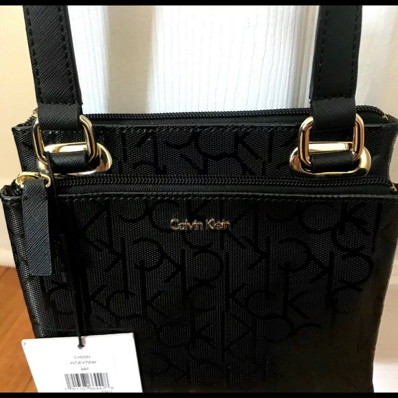 CK Madison Signature Mini Crossbody Bag - Picture 4 of 9